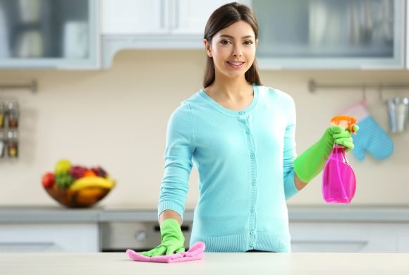 home maid cooking